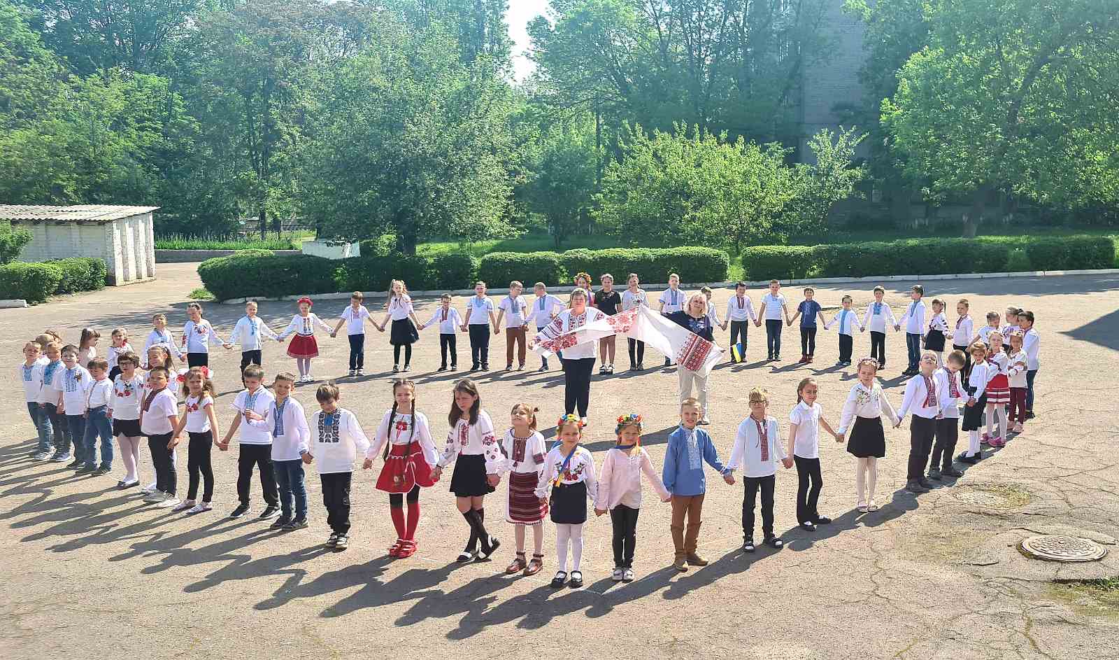 Комунальний заклад "Гімназія №12" Кам'янської міської ради Дніпропетровської області