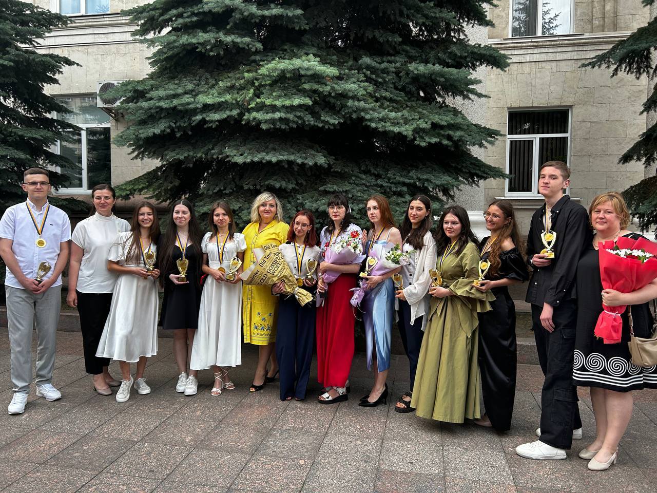 Комунальний заклад "Ліцей "Центральний" Кропивницької міської ради" Кіровоградської області